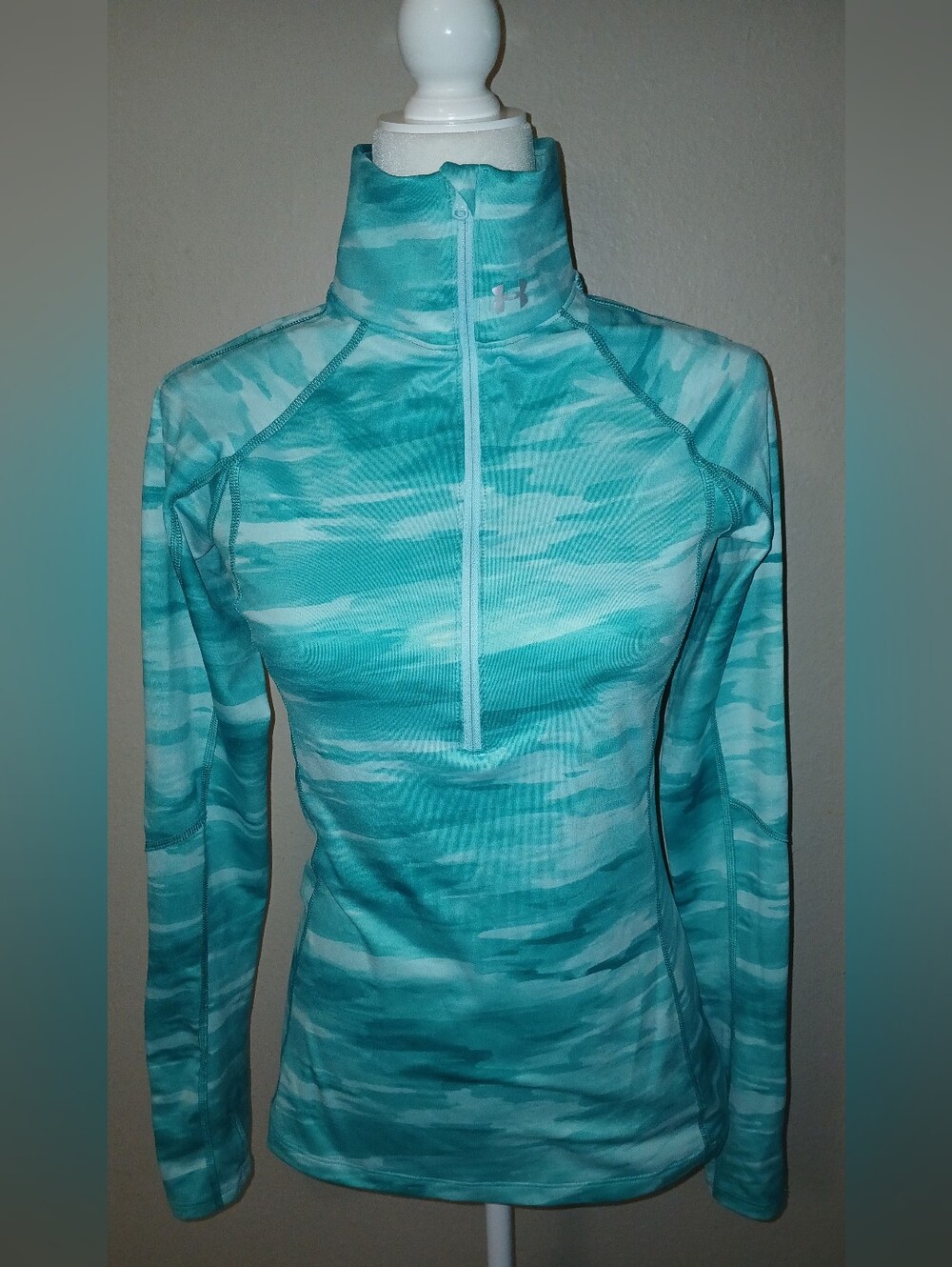 Under Armour Women’s Teal Camo Half-Zip Performance Top